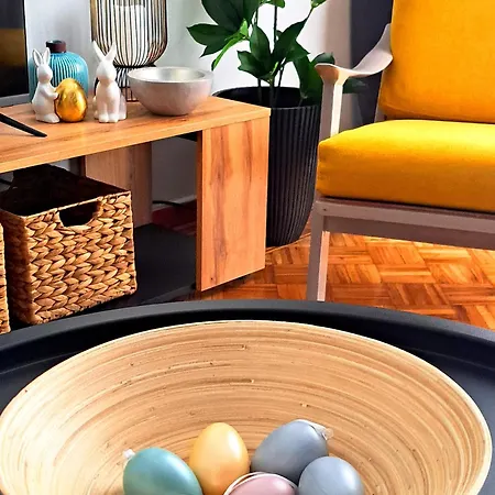 Apartament Stylish Center - With Free Parking Space -not For Big Cars- 200m Away *