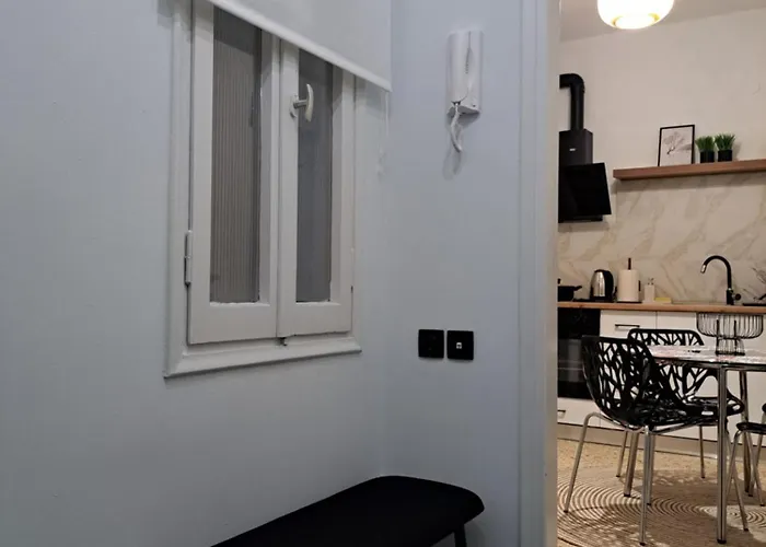 Stylish Center Serres