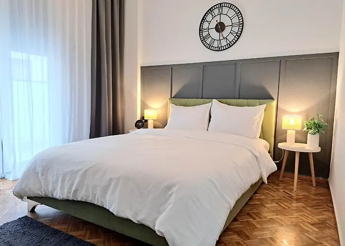 Stylish Center Serres